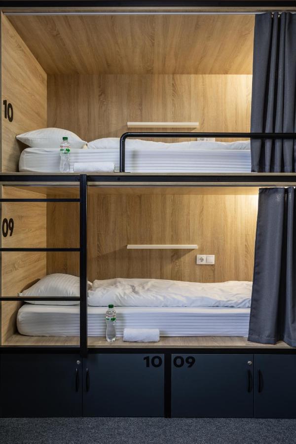Kyiv Hotel *